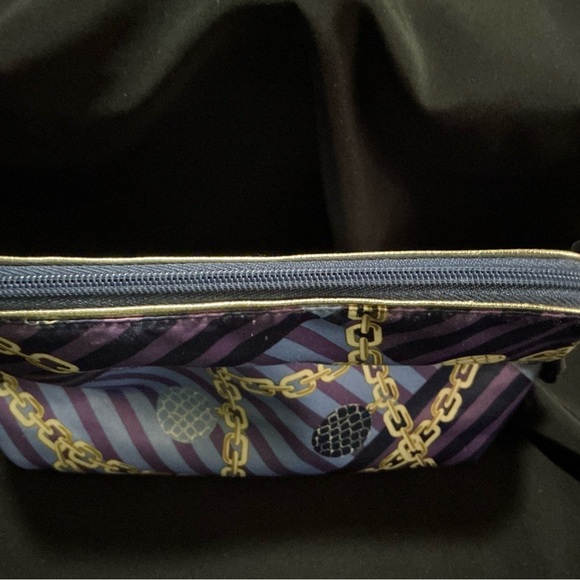 Estee’ Lauder make up bag - Picture 8 of 12